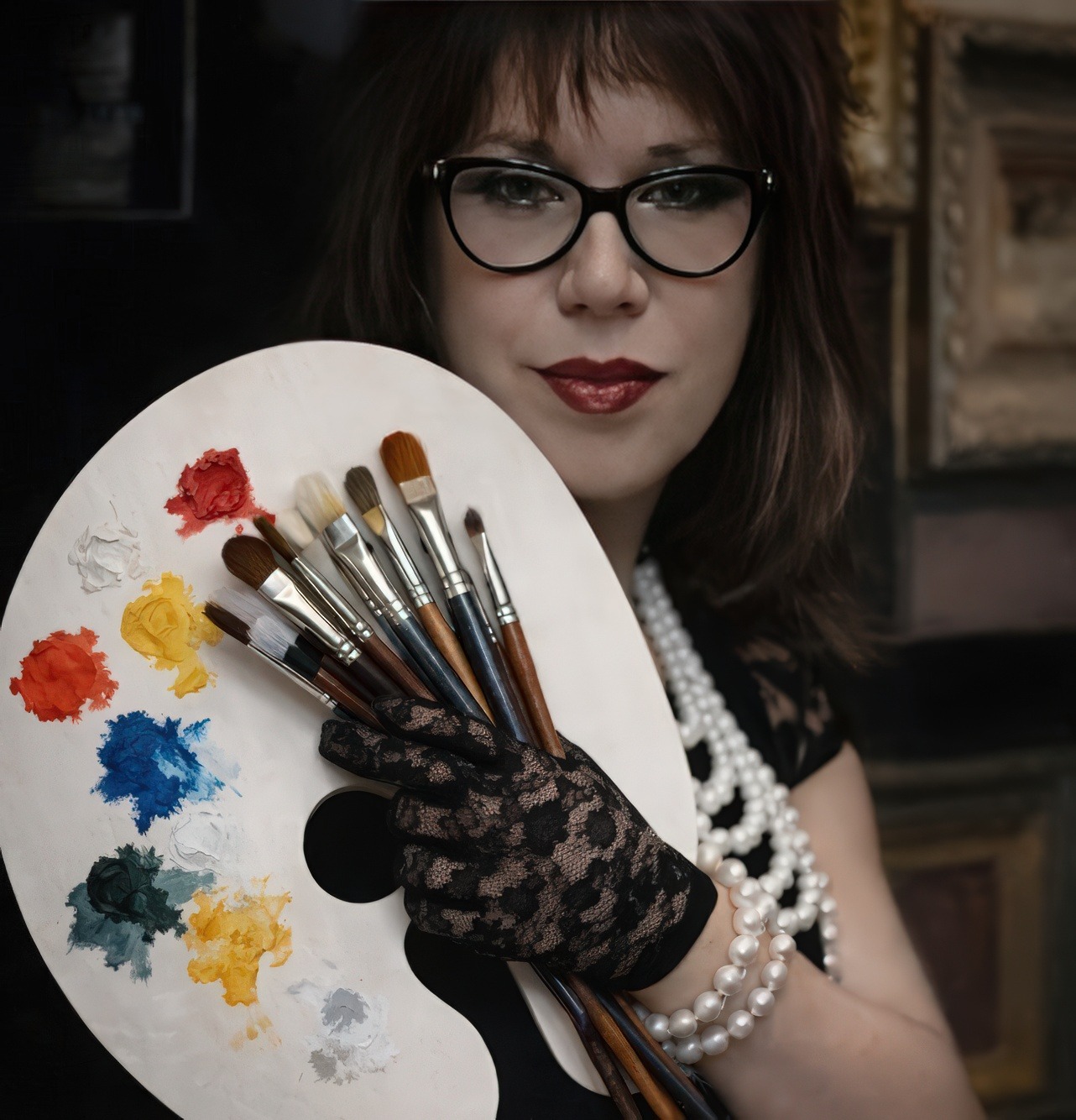 Rakela is a visual artist